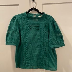 Universal Thread, women’s size medium, puffed sleeve top